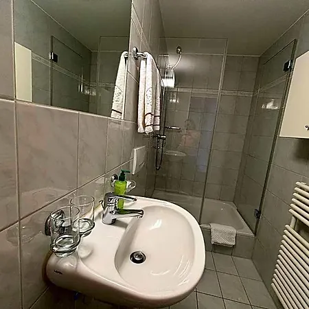 Landgasthof Zum Glenner 3*
